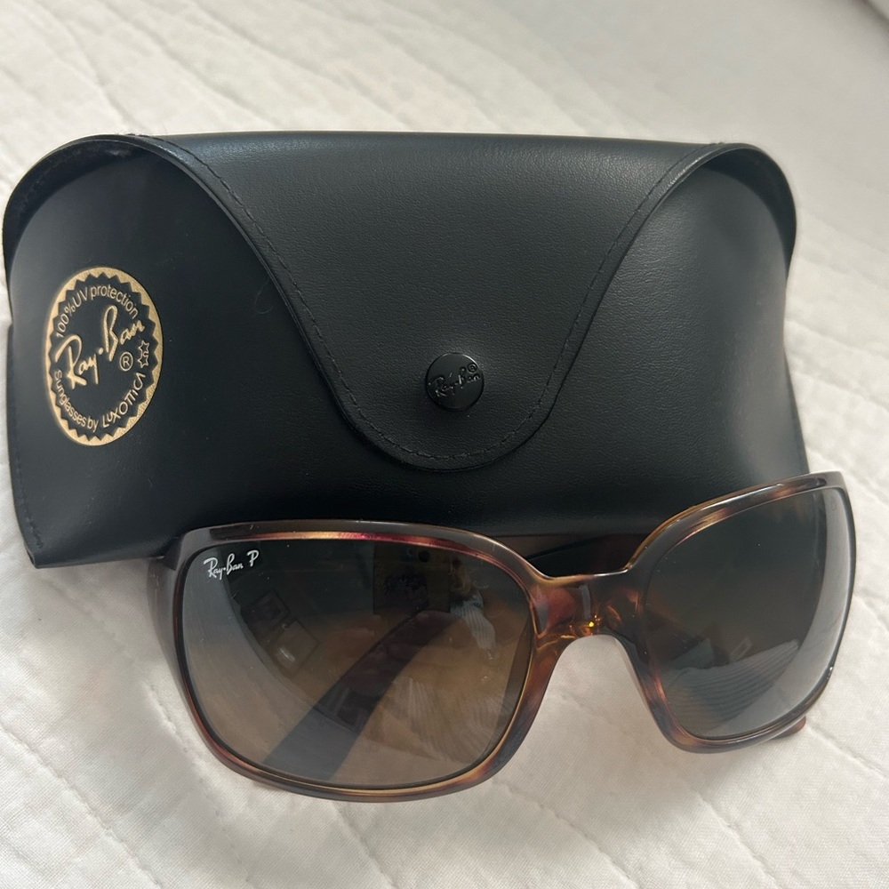 Ray-Ban RB4068 Polarized Sunglasses